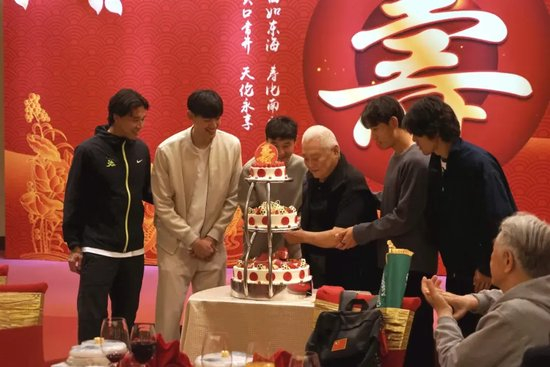 分享信息和用户自创内容展示图片