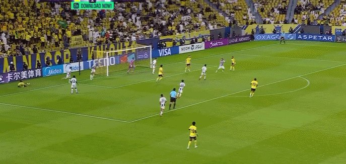 1791850288570072313.gif